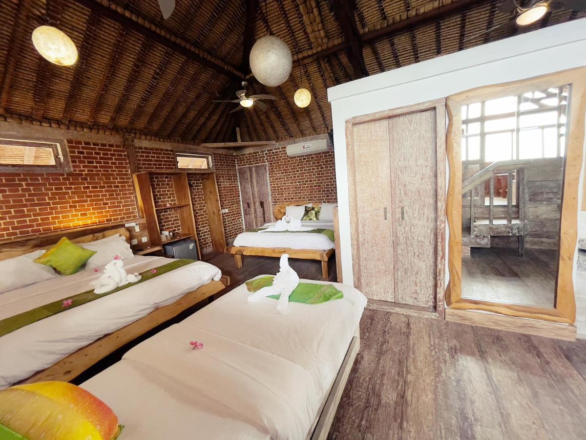 Princess Of Mentigi Bay Teluknarat Exterior foto