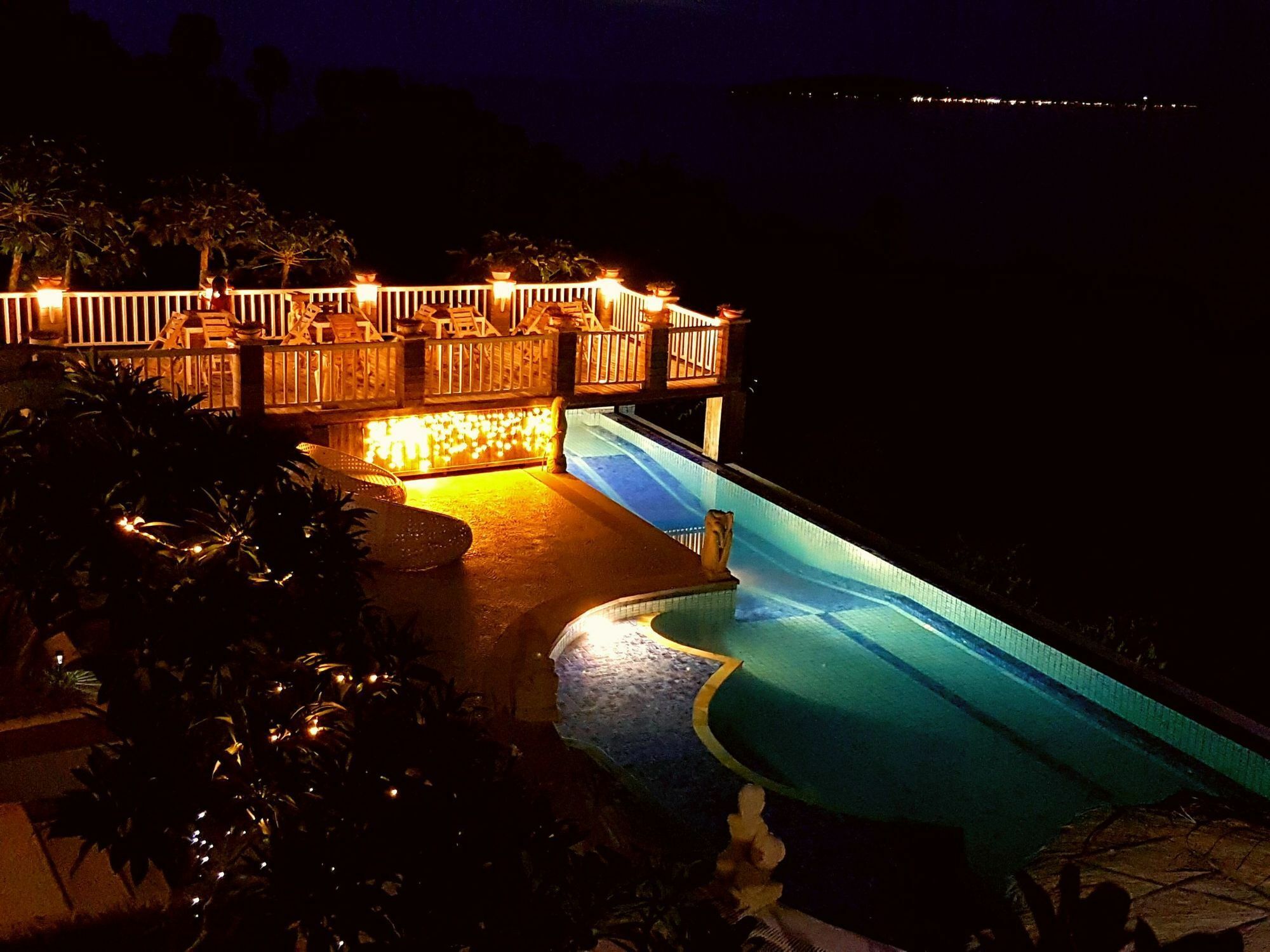 Princess Of Mentigi Bay Teluknarat Exterior foto
